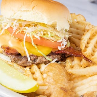 Bacon Cheeseburger